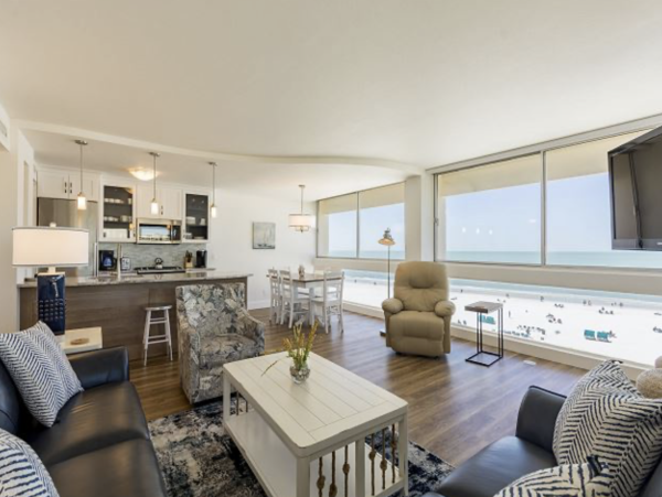 Siesta Key Gulf Front Condominium For 6 Guests